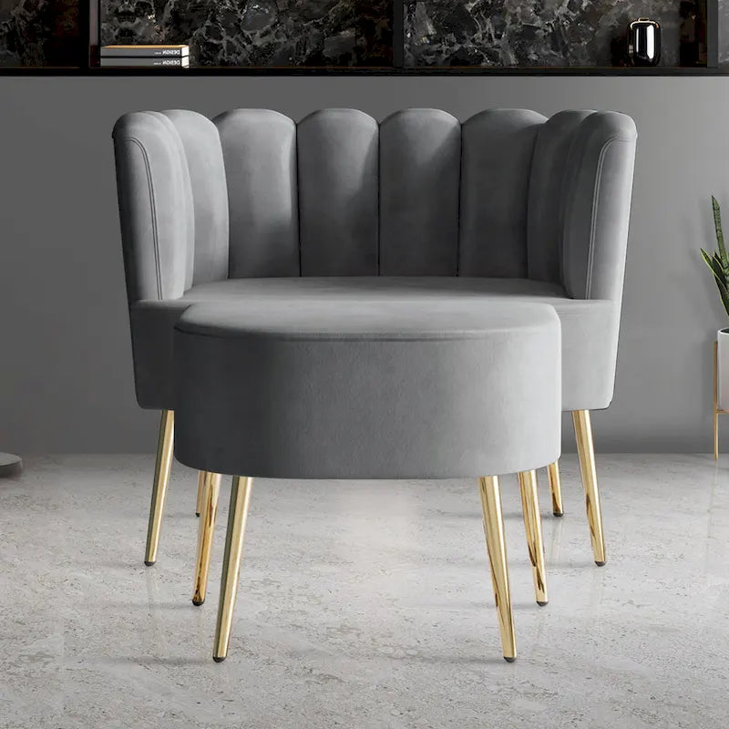 Fauteuil d'appoint luxueux en velours avec tabouret