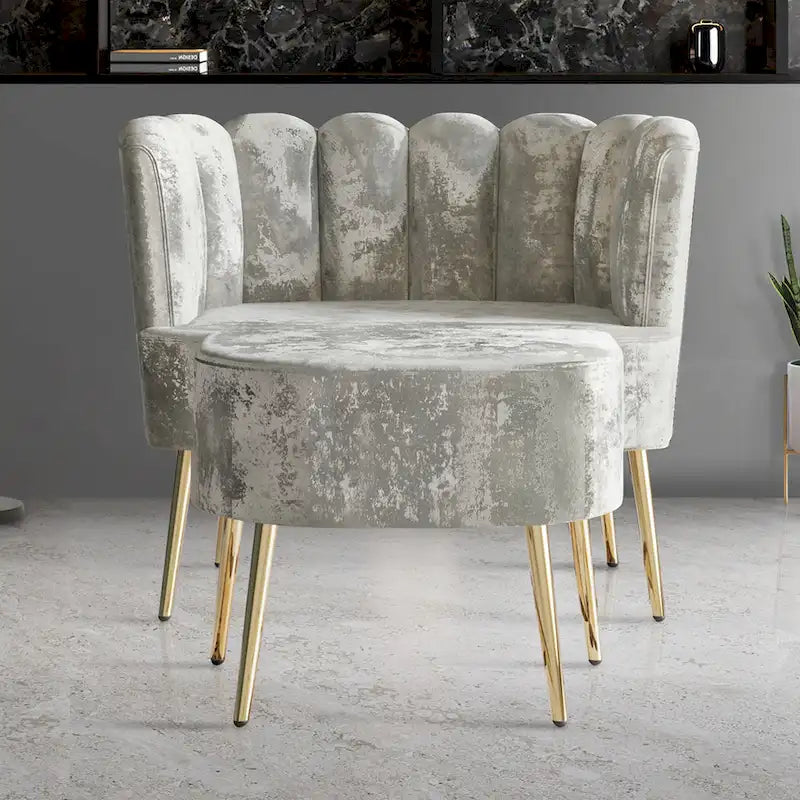 Fauteuil d'appoint luxueux en velours avec tabouret