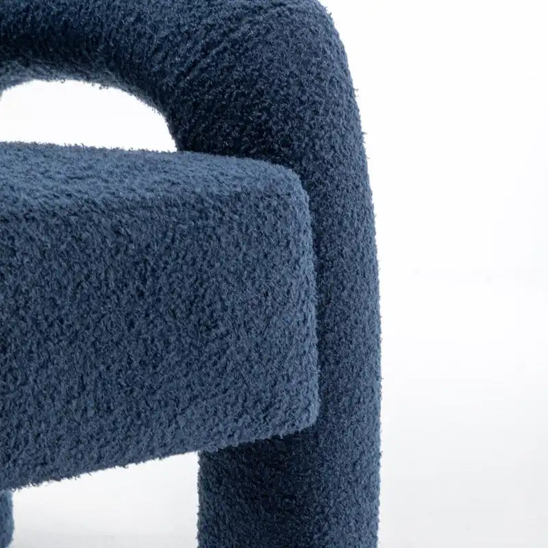 Fauteuil d'appoint rembourré au design moderne et unique pour le salon