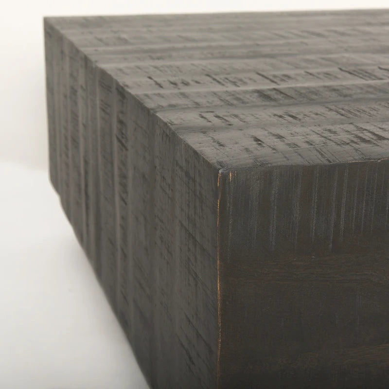 Table basse flottante carrée en bois massif Hayden