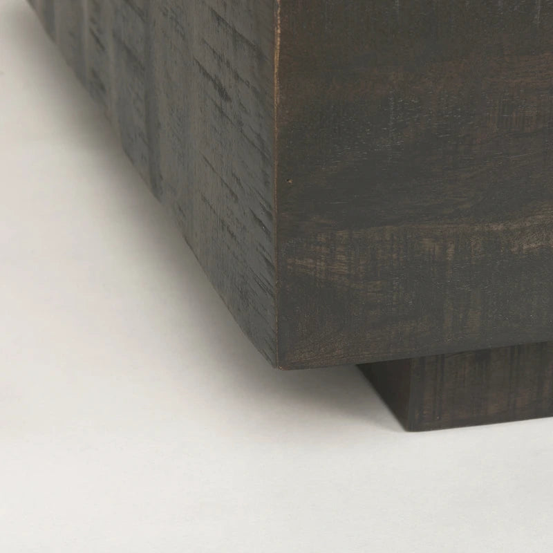 Table basse flottante carrée en bois massif Hayden